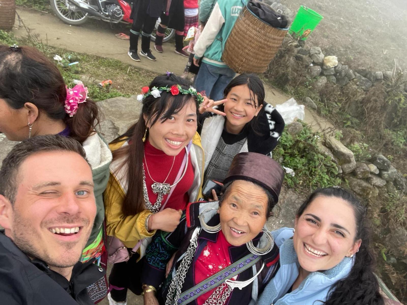 Sue Pa Family Trekking Homestay Sa Pa Exterior photo